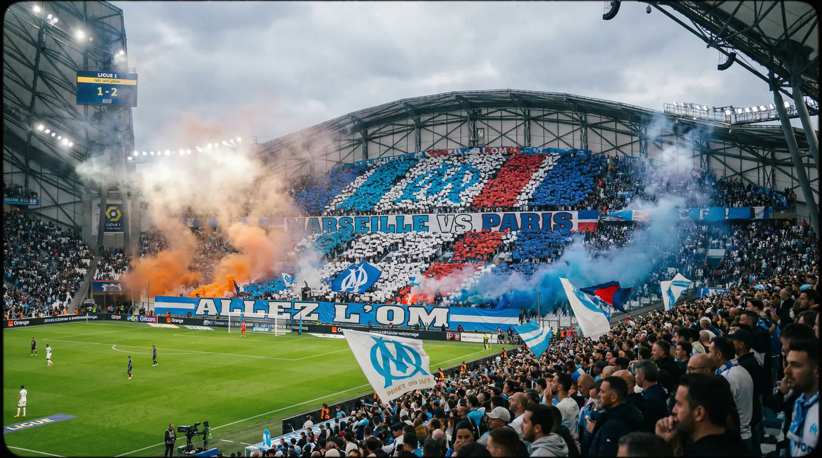 Tribunes d'un stade de football français remplies de supporters avec tifos colorés lors d'un derby